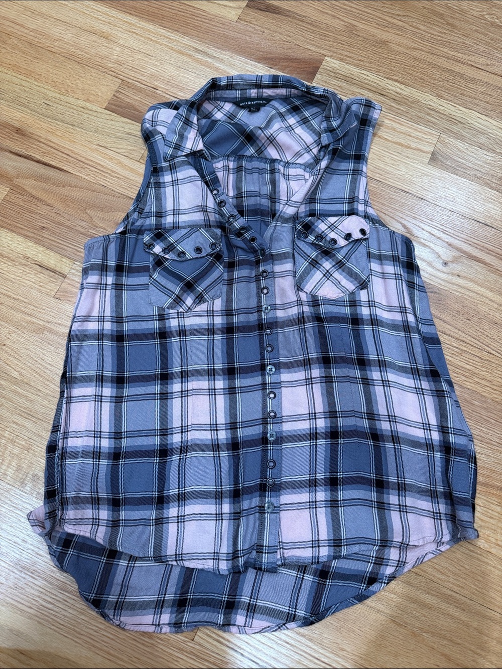 Rock & Republic Sleeveless Plaid Button-Front Camisole - Pink & Gray